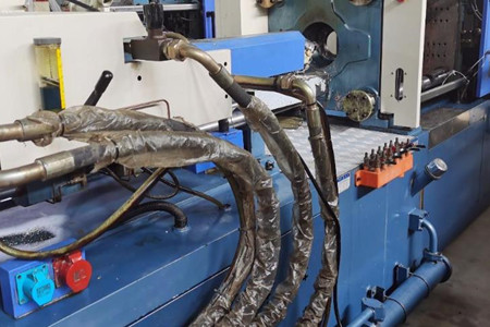 采購二手注塑機(jī)時需要注意哪些？掌握這幾點幫你避開采購誤區(qū)