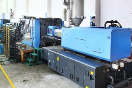 注塑機(jī)模具制作和更換步驟，讓設(shè)備更好運(yùn)行